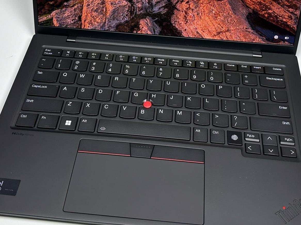 Lenovo ThinkPad X1 Carbon Gen 12 – Intel® Core™ Ultra 7 165U vPro | 16GB RAM | 1TB SSD | 14" WUXGA Touch | Windows 11 Pro - Image 4